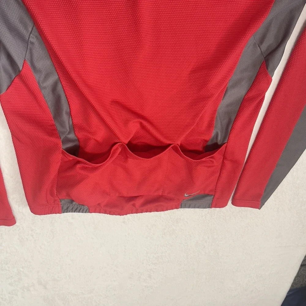 Nike sphere dry